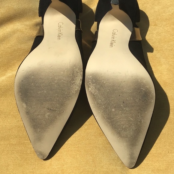 Suede heels - Picture 2 of 6